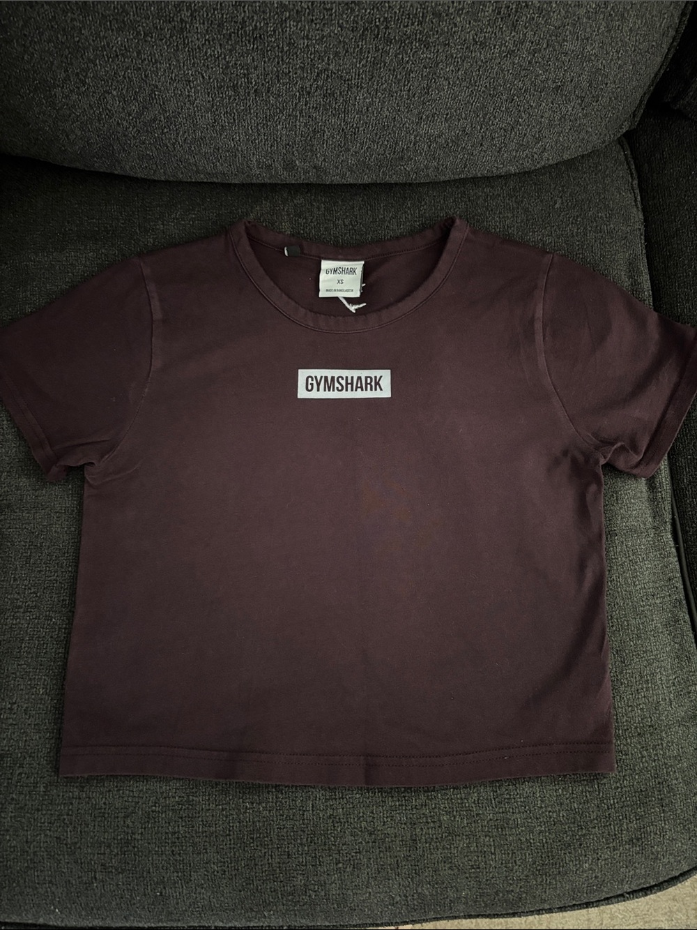 Gymshark Short Sleeve Cropped Tee in Plum